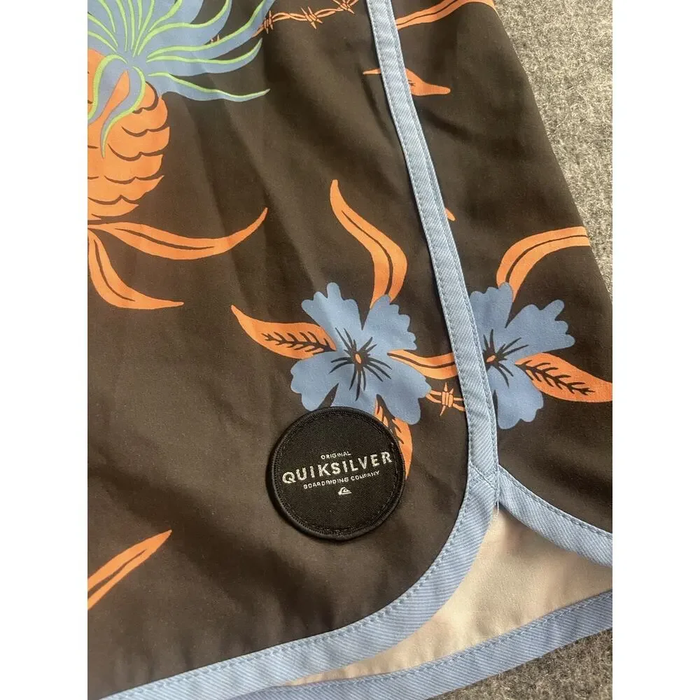 Quiksilver Board Shorts Mens 28 Brown Blue Swim Trunks Pineapple Print N100
